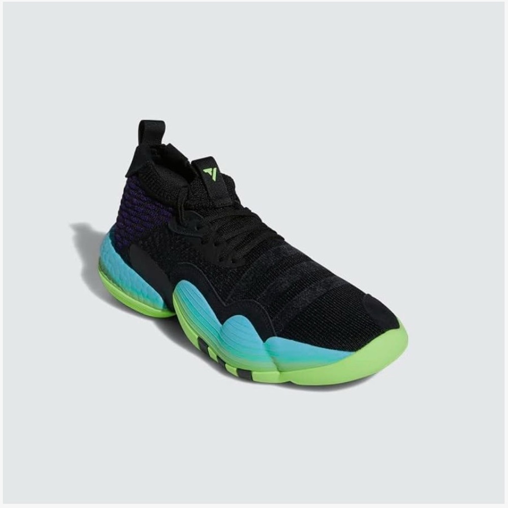 Adidas men’s Trae Young 2 J Black and Neon Green Sport Shoes 6.5 NIB